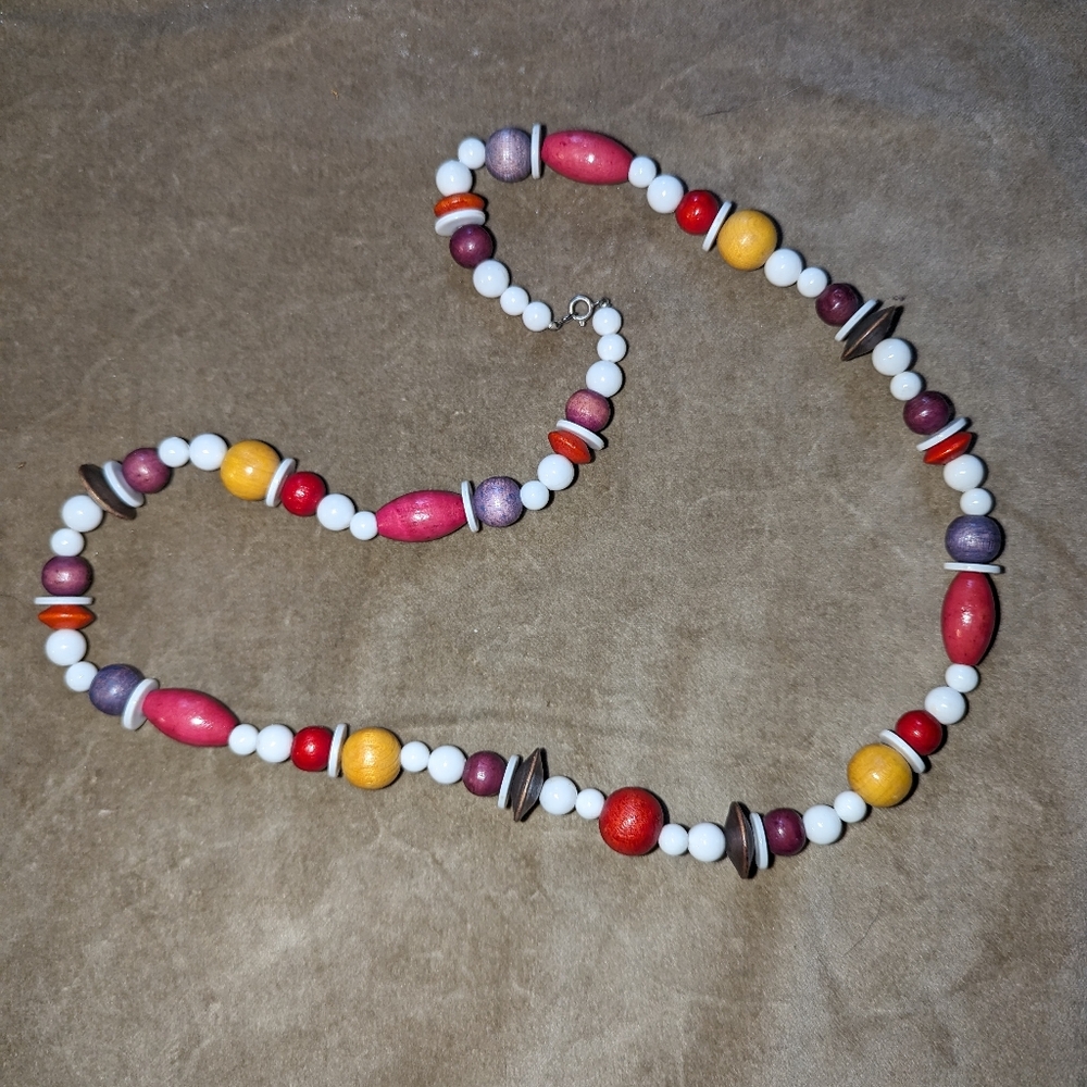 Vintage 80s Wooden Bead Necklace